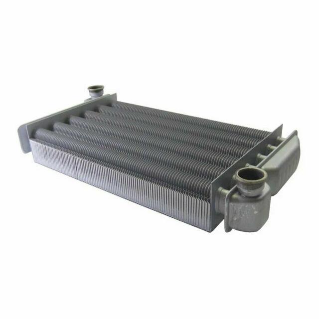 scambiatore con clip grigio e 2 tubi di uscita