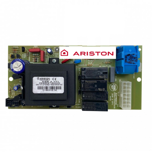 scheda verde con moduli elettronici