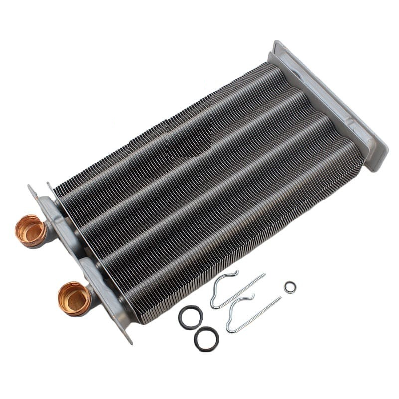 scambiatore di calore grigio con clips in acciaio e rame