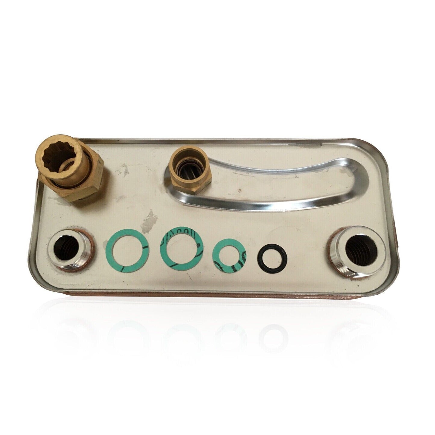 foto fronte scambiatore con attacchi e raccordi in acciaio per caldaie sime