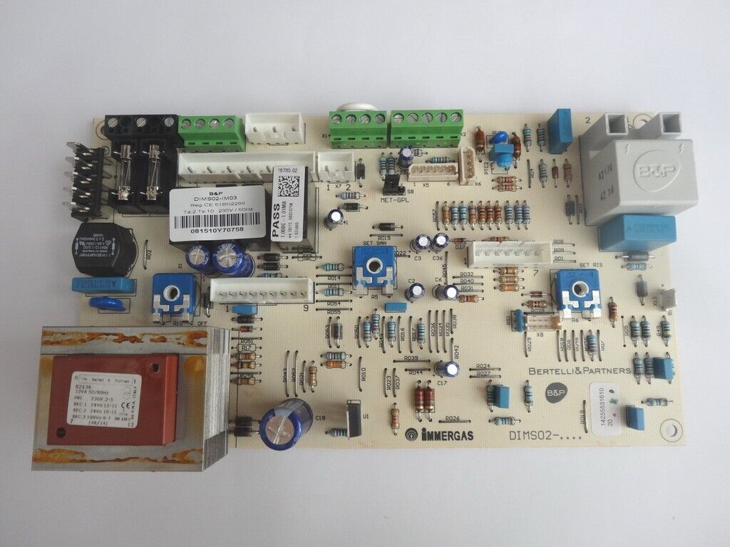 Scheda elettronica DIMS02-IM03 B&P grigia di forma quadrata