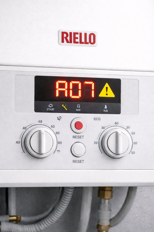 Caldaia Riello Start AR 25 KIS con errore A07 scheda elettronica sul display