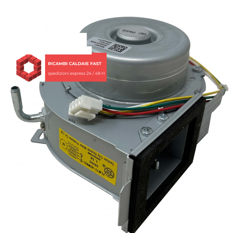 Ventilatore estrattore fumi scaldabagno Vaillant OutsideMAG 16-5/1-5 BETeV 0020251346